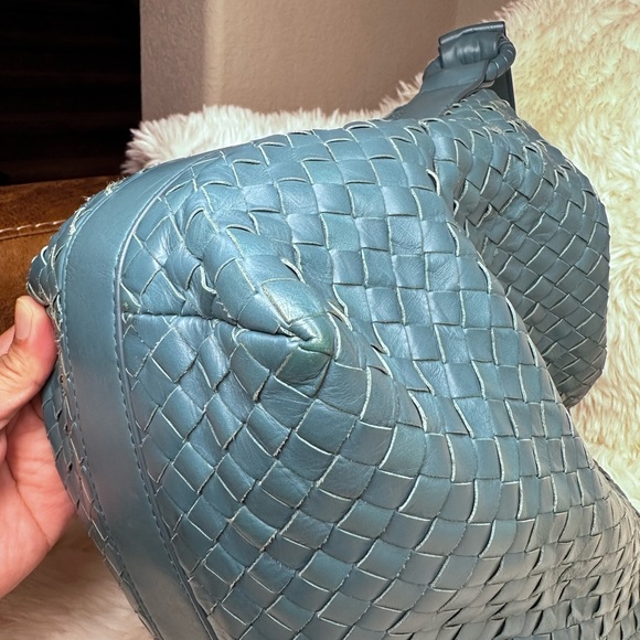 Bottega Veneta Pyramid Intrecciato Nappa Shoulder Bag - Picture 8 of 15